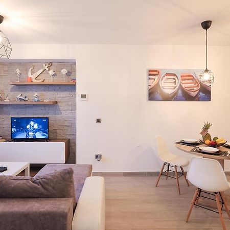 Apartamento Coco Pirovac Exterior foto
